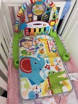 Fisher- Price Delux Kick & Play Piano Gym