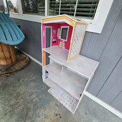 Barbie's Dream House plus extras