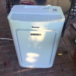 A/C PORTABLE --SEMINUEVO--