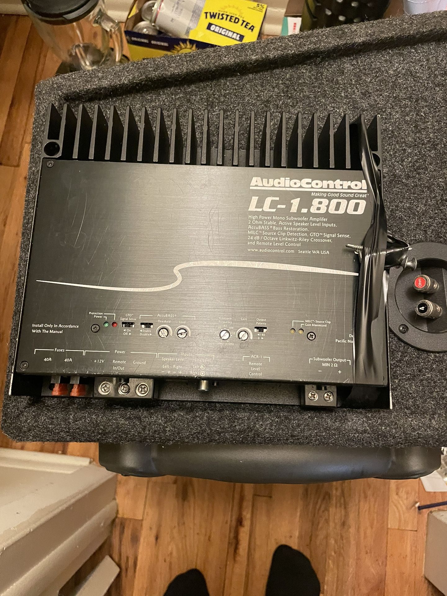Audio control Lc1.800 And Kicker Comp R 12” Sub In Ported Box