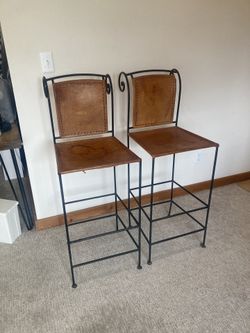 Leather Bar Stool Set