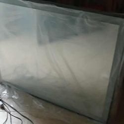 Bathroom Led Mirror W/defrost Feature 