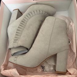 Shoedazzle Heels 