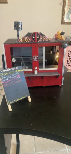 Diorama taco stand