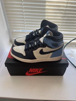 Jordan Retro 1 Obsidian