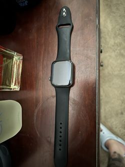 Apple Watch SE Used