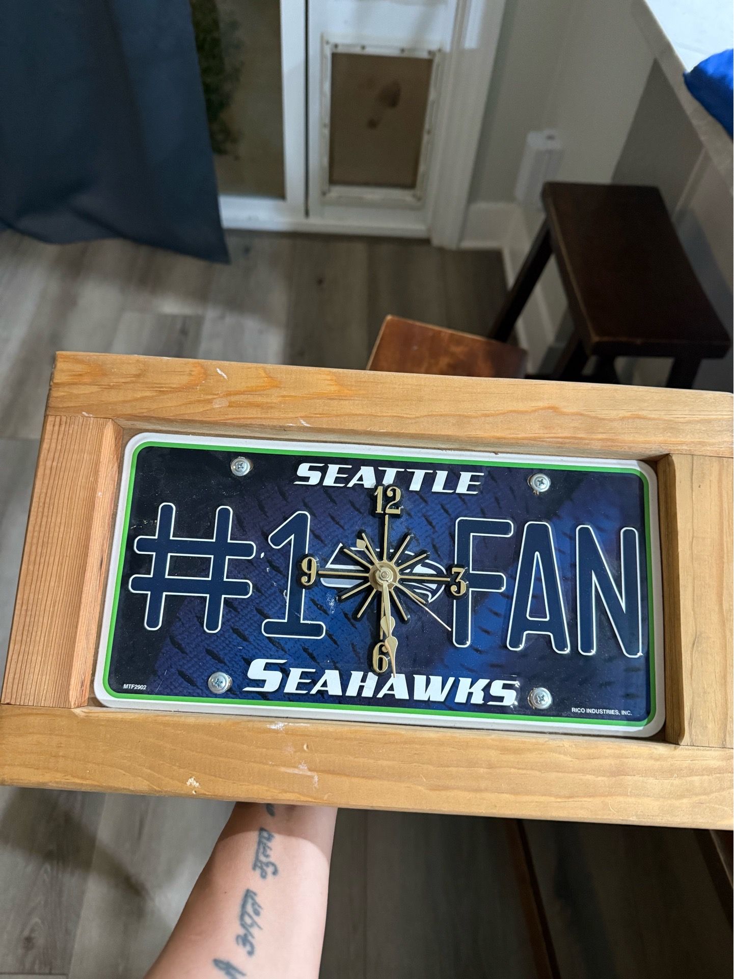 Seahawks clock