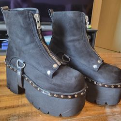 Brand New Demonia Platform Boots Size 8