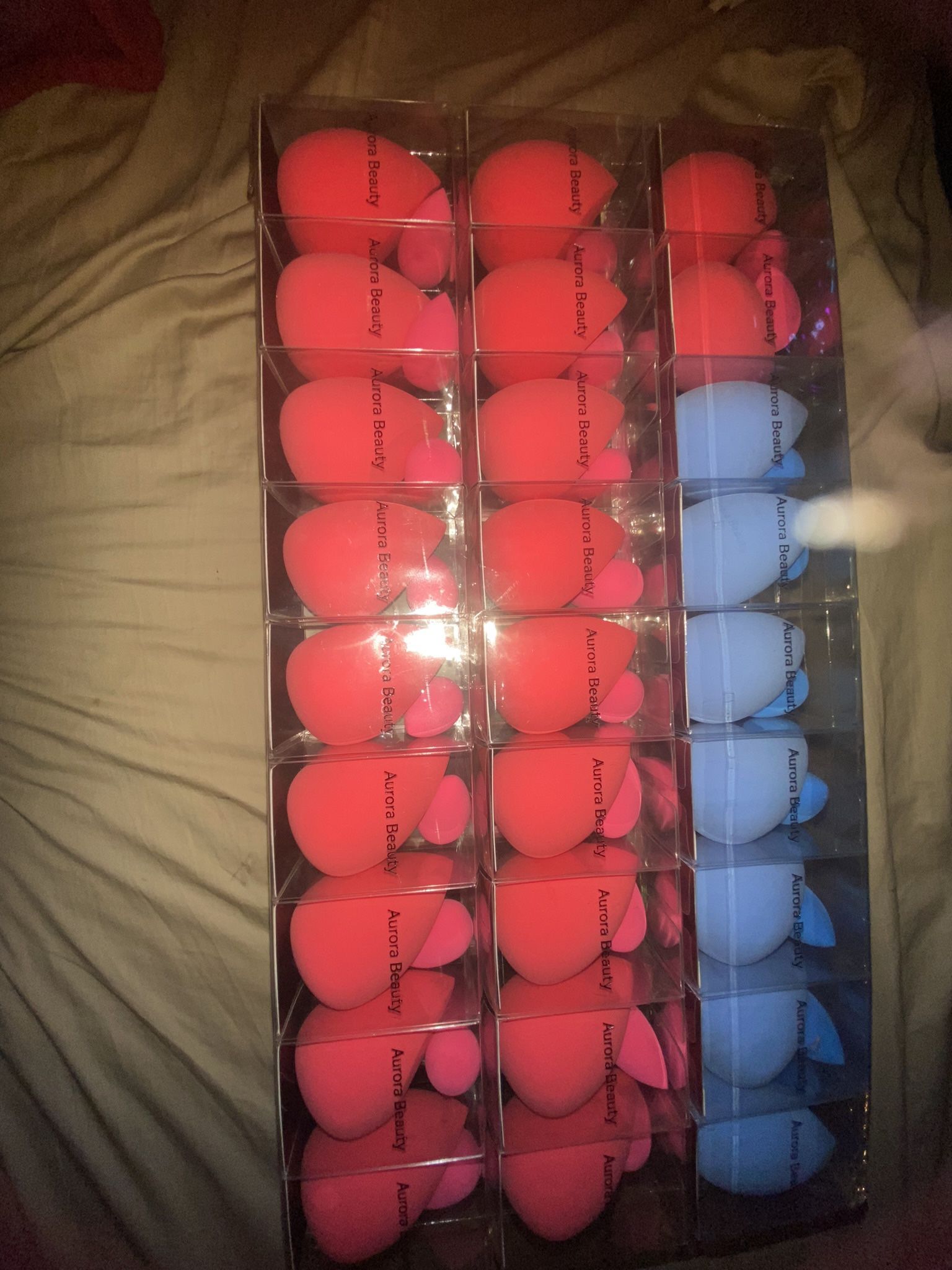 Set Of 4 Beauty Blenders With A Smaller One For Precision 