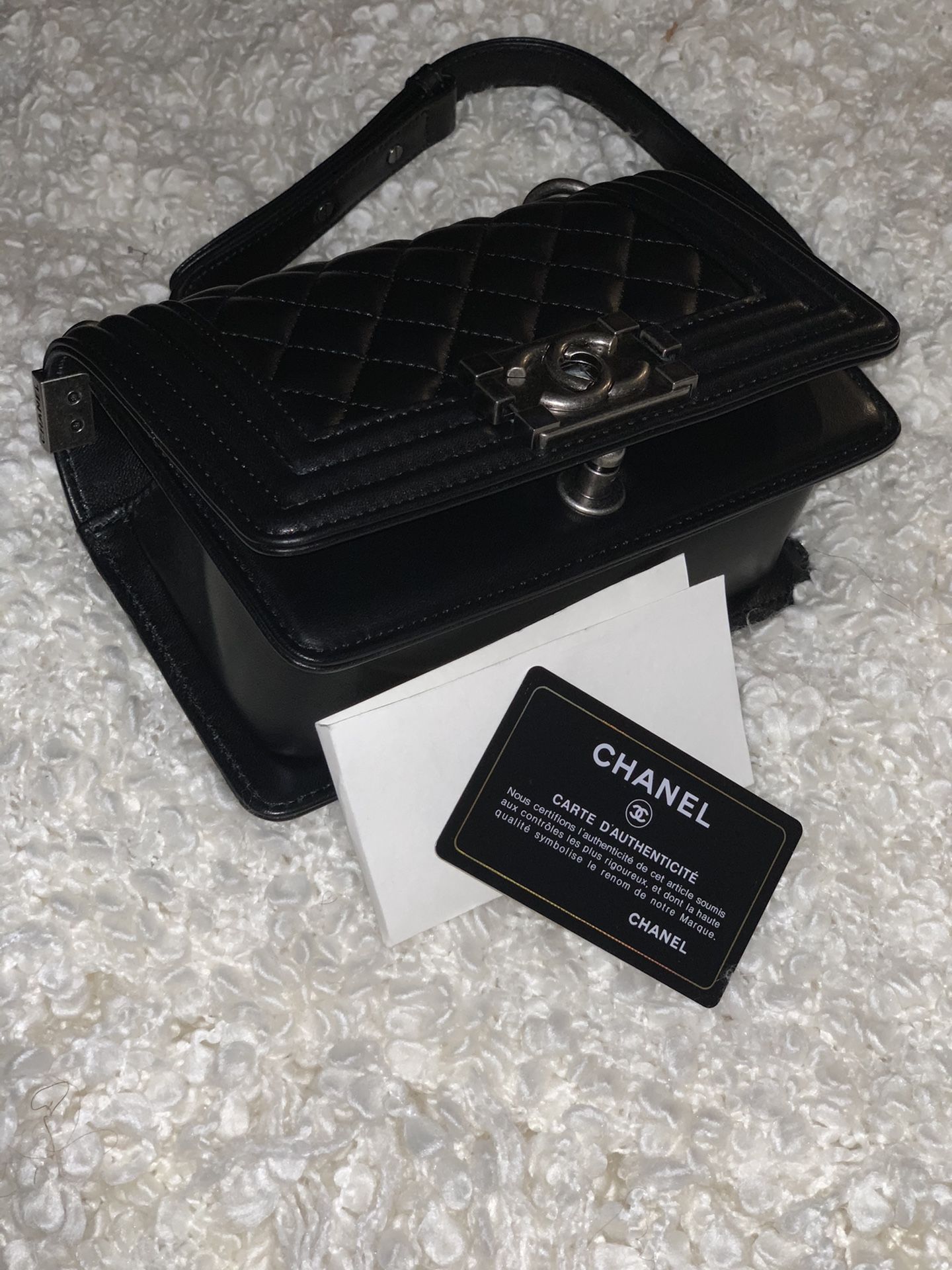 Chanel Boy Bag (Small)