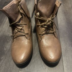 Women’s Boots