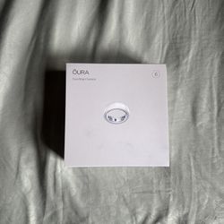 Oura Ring 4 Ceramic 