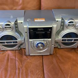 Panasonic cd stereo system