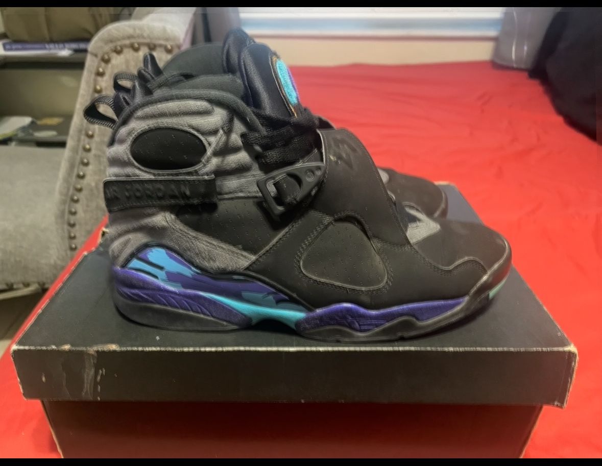 Size 8.5 - Jordan 8 Retro Aqua 2015