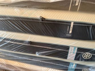 California King Tempurpedic Pro Adapt Medium Mattress 