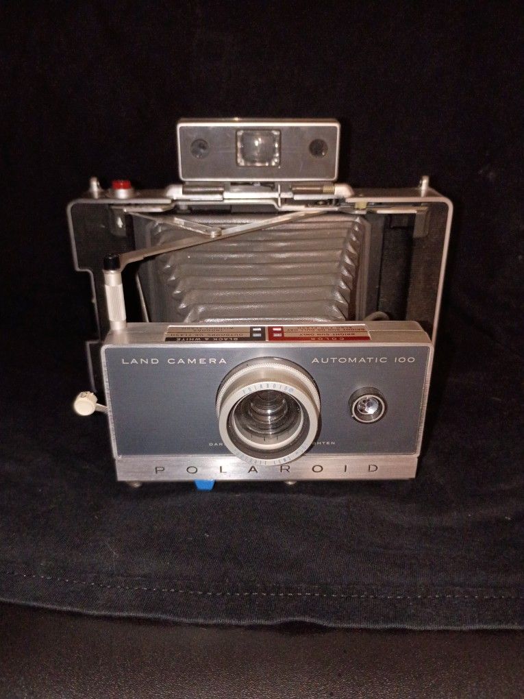 POLAROID LAND CAMERA AUTOMATIC 100