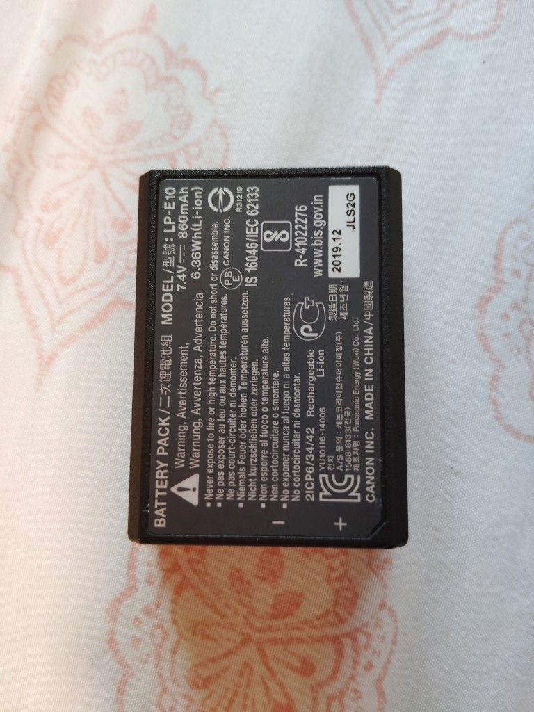 New Genuine Canon Rebel Camera Batteries LP-E10 Fits T3/T5/T6/T7
