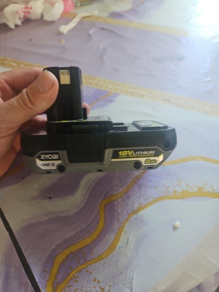 Pila 18v Ryibi 2ah