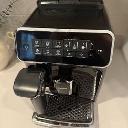 Coffee machine Philips 3200 latte go