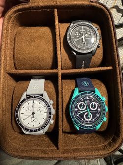 MoonSwatch’s with rubber & Nylon straps