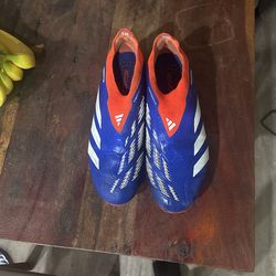 Addidas Predator 8.5