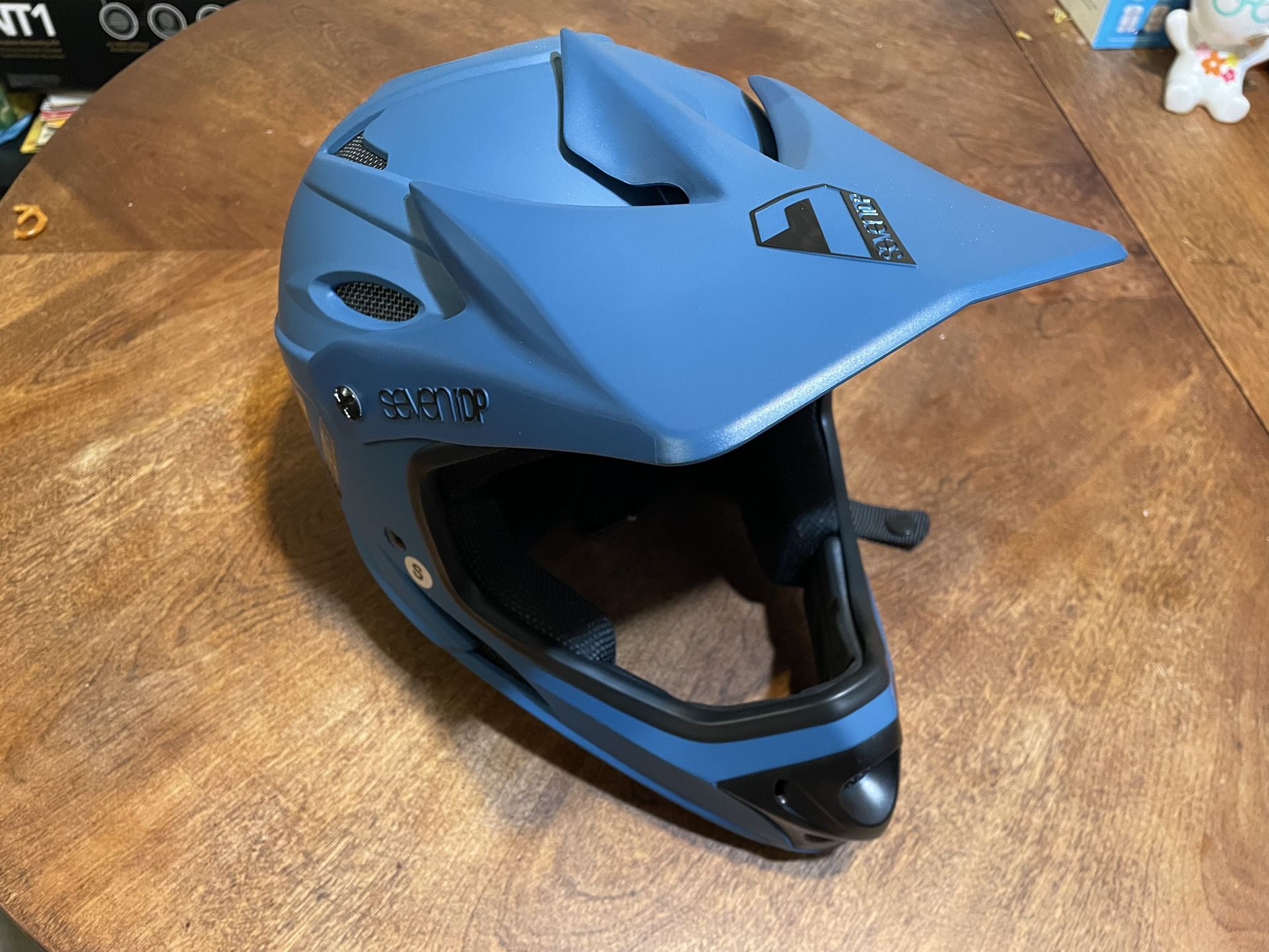 Full Face Mountain Bike Helmet 7 iDP Adult Small