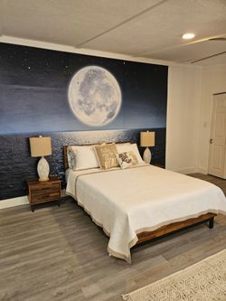 Queen bed