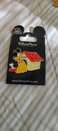 Pluto DISNEY PIN