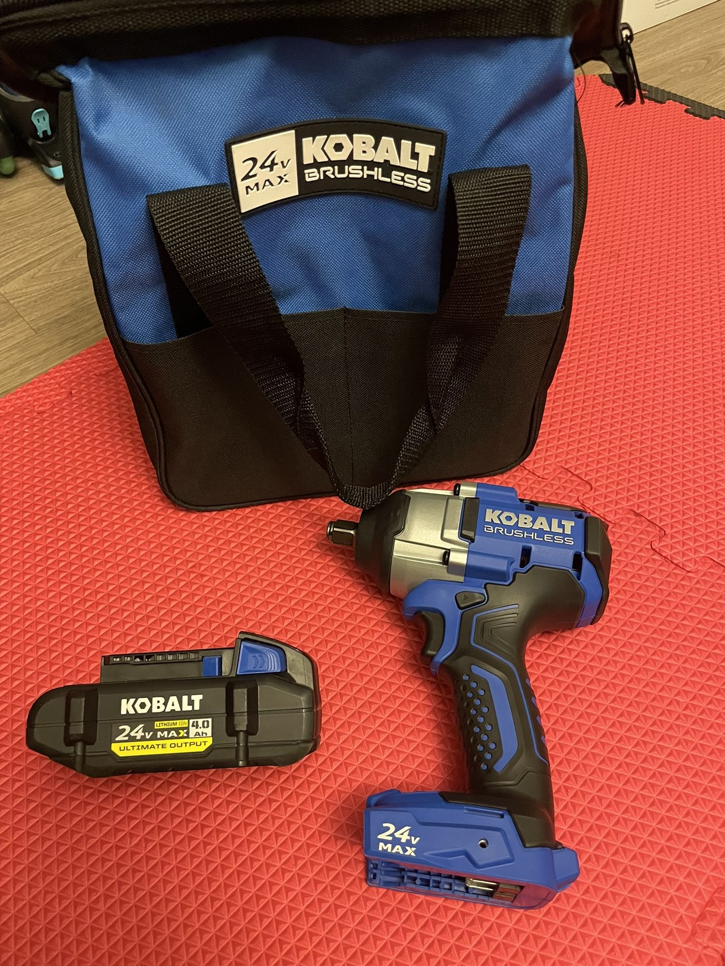 1/2 inche cordless brushless impact wrench w battery, Charger and bag