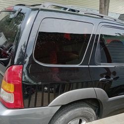 Mazda Tribute 2001 V6 4x4