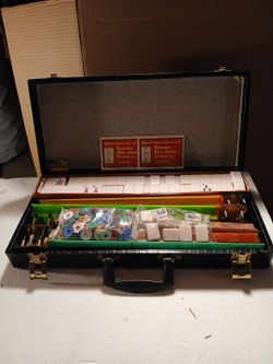 National Mah Jongg League Set in Case
