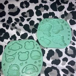 Resin molds