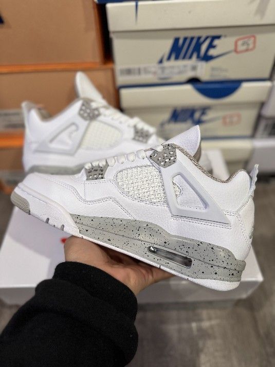 Jordan 4 Retro Men And Women 