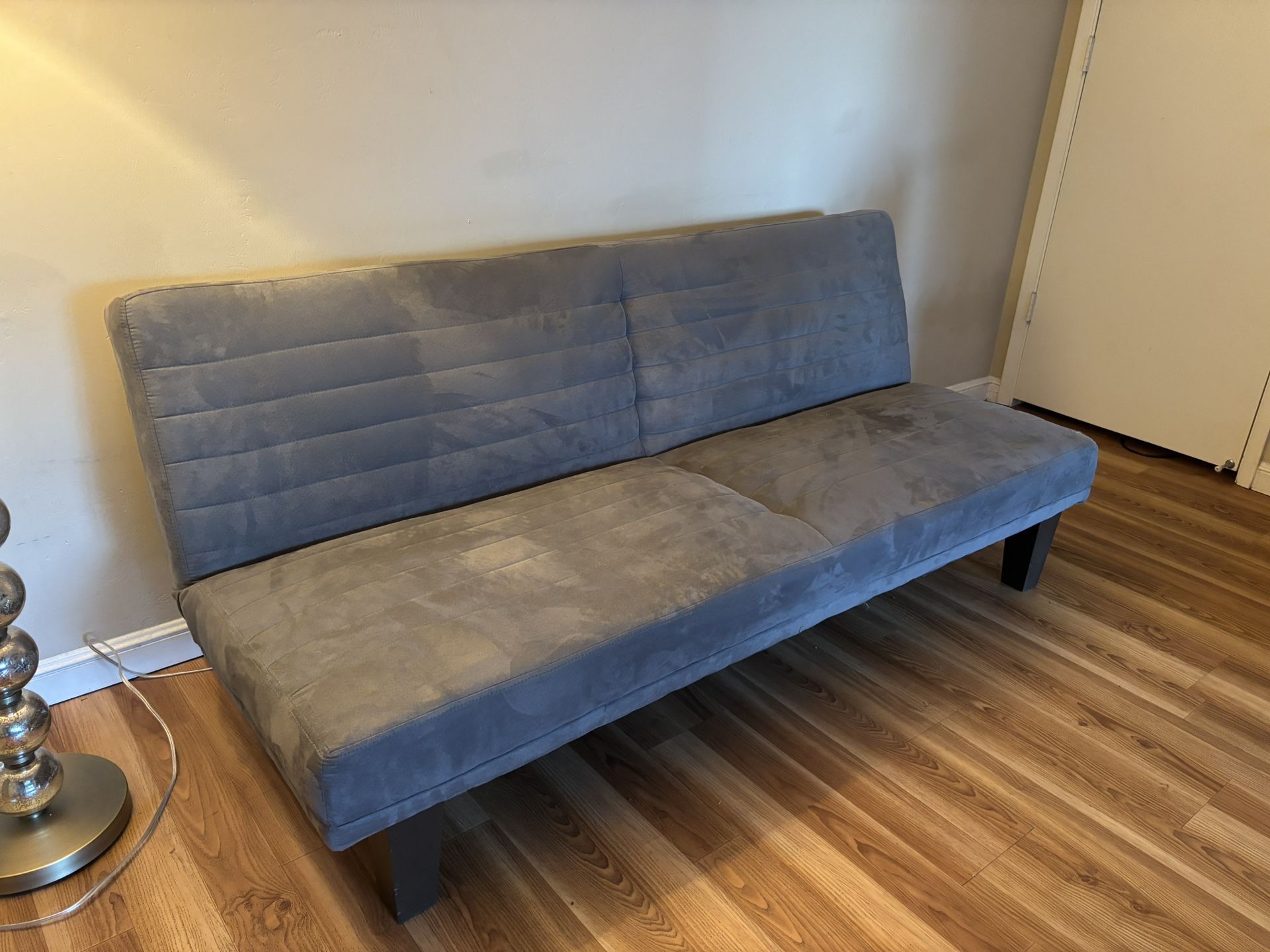 Gray Futon: Furniture, Couch, Bed 