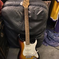 Electric  Guitar  MAHARO  STRAT