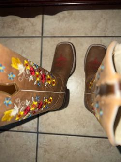 Women’s boots