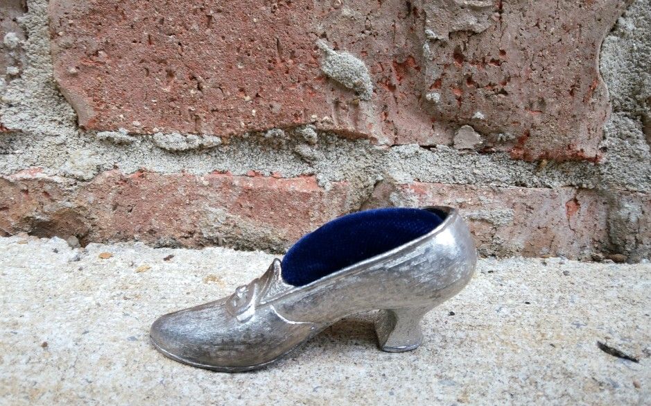 Vintage Florenza Small Pewter Shoe Pin Cushion