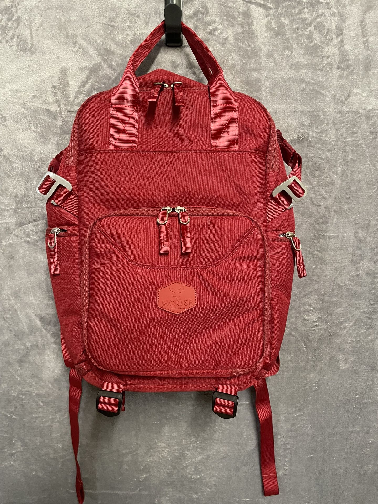 NWoT Moose Wildernest Everyday & Travel Backpack, Fits 16” Laptop, Daypack, Gym & Outdoor - RED
