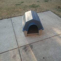 Dog House For sale