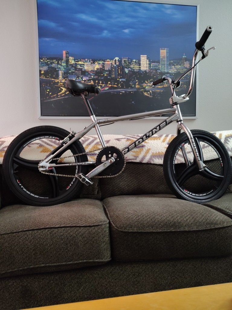 REDLINE PRO XL BMX BIKE