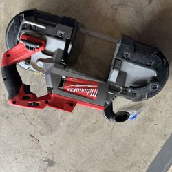 Milwaukee Deep Cut Band Saw 