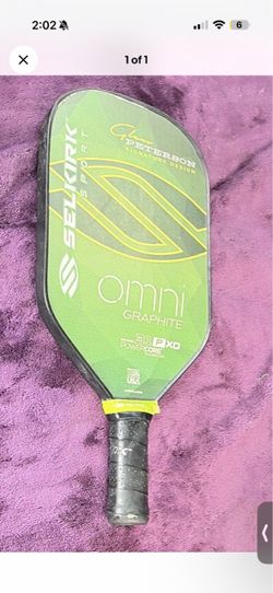Pickleball paddles Selkirk & Razor (135 and 110)