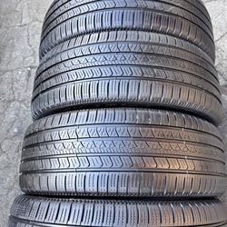 255/55r20 Pirelli Tires Cón 80% De Vida Las 4