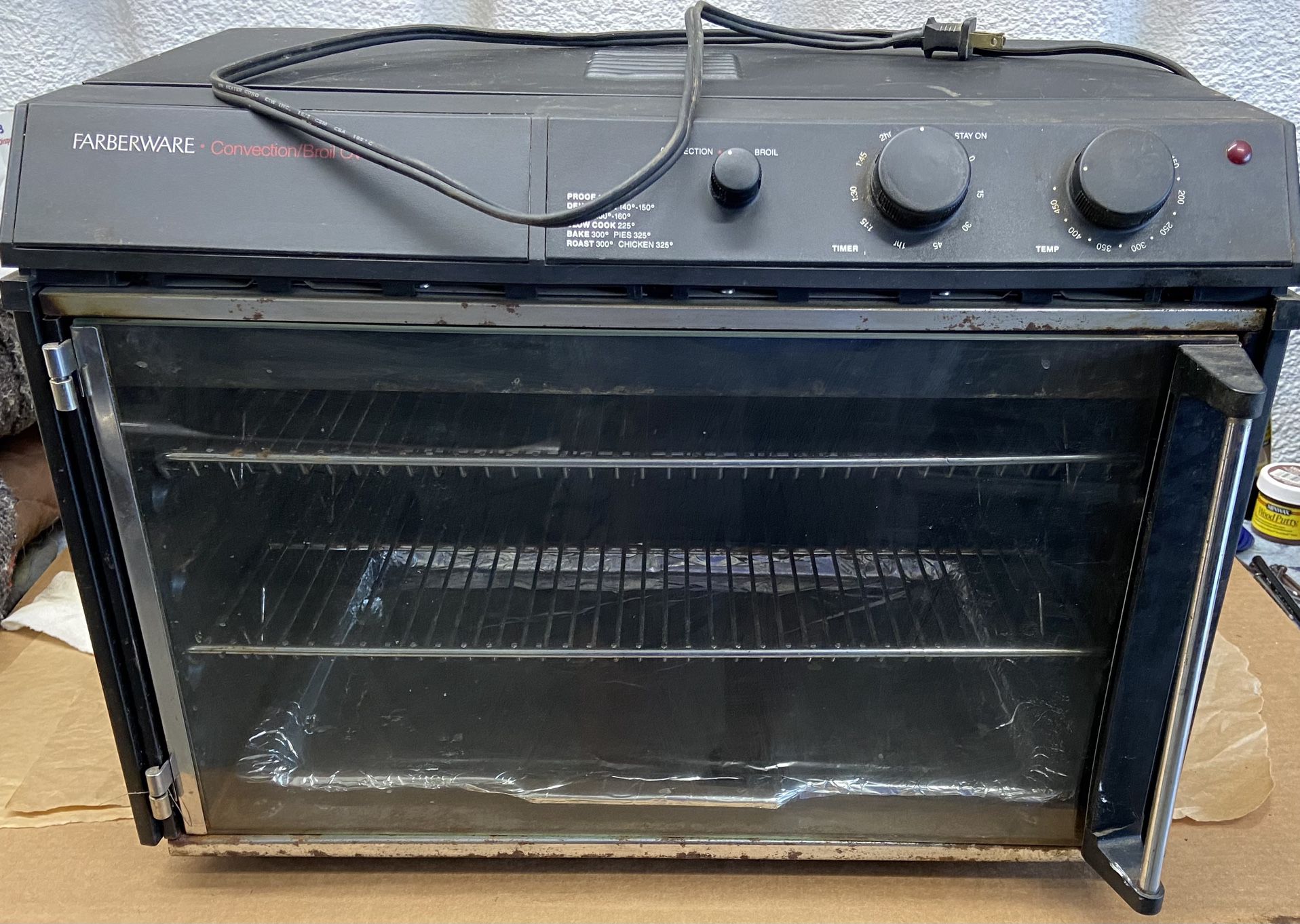 Farberware Convection/Broil Oven (T4800) - Vintage 1991