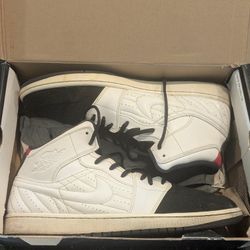 Air Jordan 1 Retro ’99 White Black Gym Red Size 13