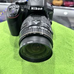 Nikon D3500