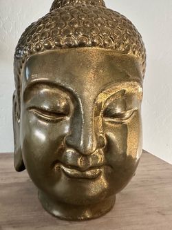 Gold Buddha Head Statue – Decorative Bust