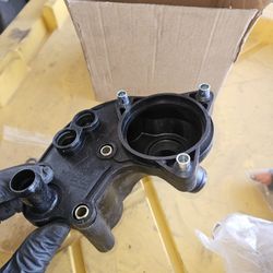 2002-2005 Ford Explorer 4.0 Water Outlet/Thermostat Housing