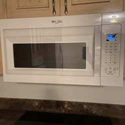 Brand New Microwave 