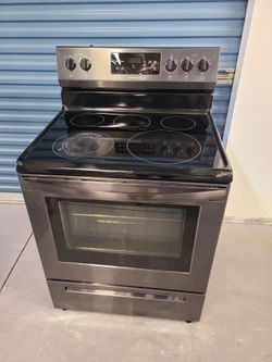 Frigidaire Electric Range Stove 30 Days Warranty  - Can Deliver